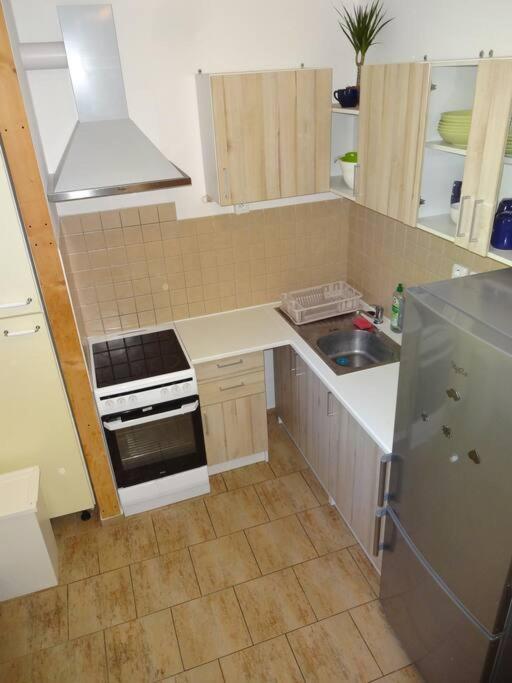 Luxusni Apartman V Centru Boziho Daru โบจิดาร์ ภายนอก รูปภาพ